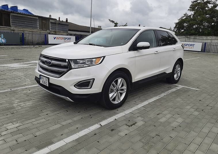 Ford Edge 2017.