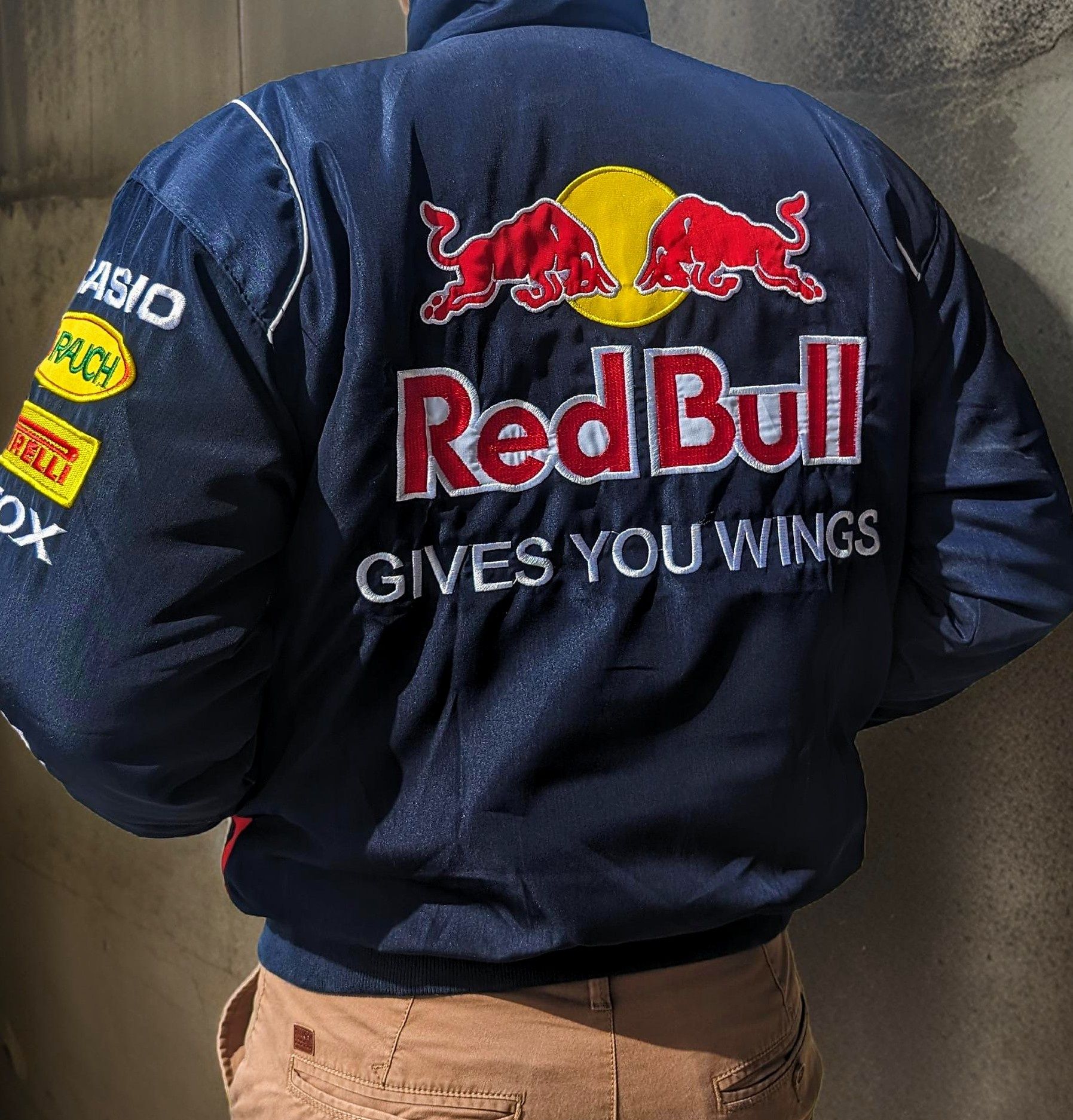 Вінтажна гоночна куртка/ бомпер Red Bull