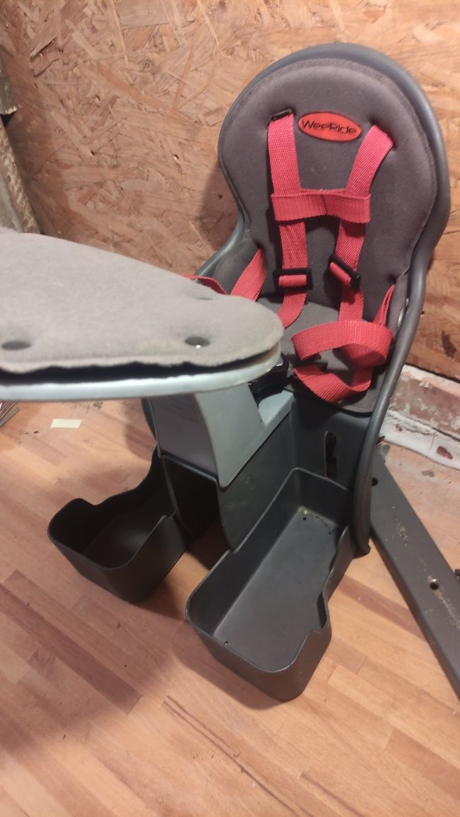 Fotelik rowerowy WEERIDE Kangaroo Carrier Szaro-czerwony