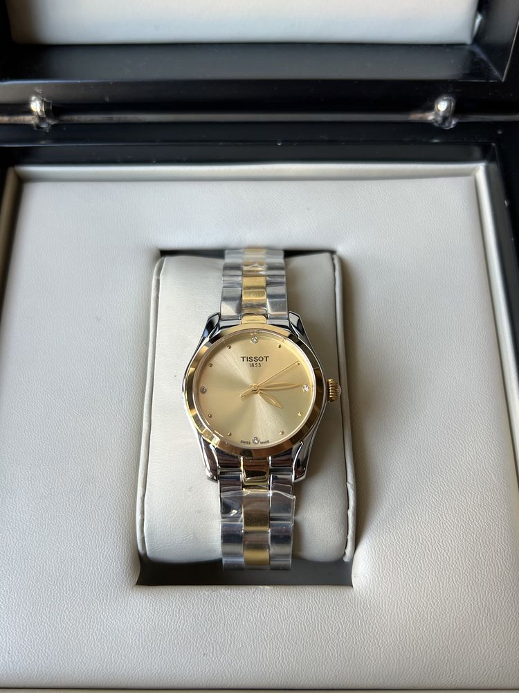 женские наручные часы Tissot steel gold