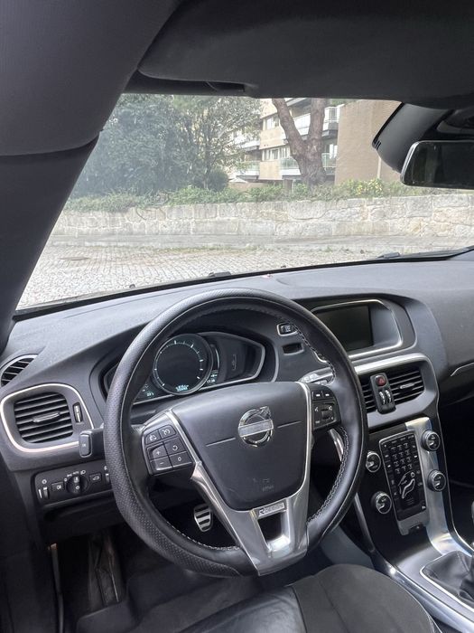 Volvo V40 R-Design 12/2013