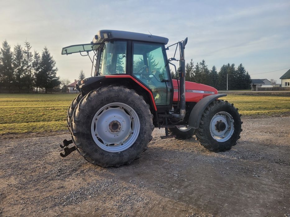 Ciągnik Rolniczy Massey Ferguson 6260 Sprowadzony