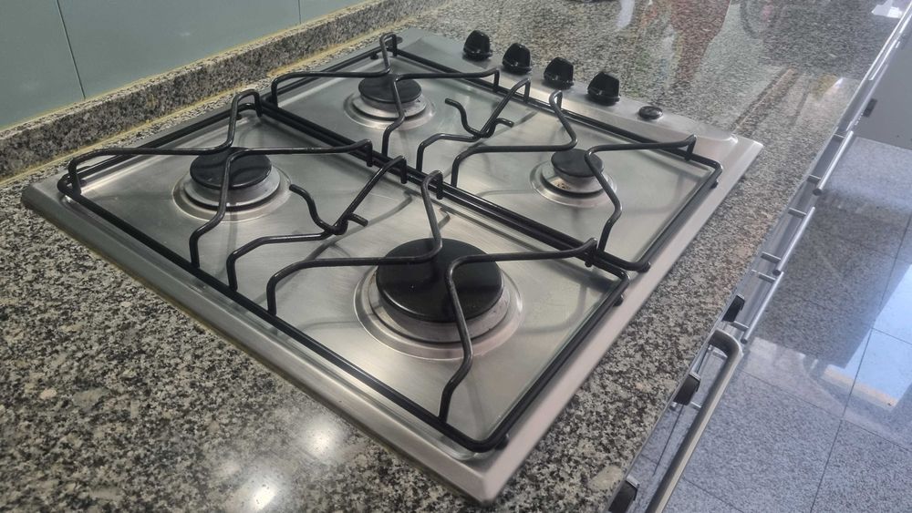 Fogão a gás Whirlpool de encastrar