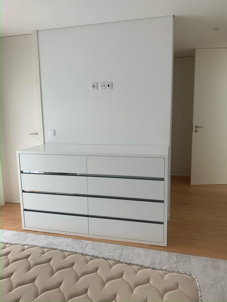 Comoda Lacada “MOVELVIVO interiores”