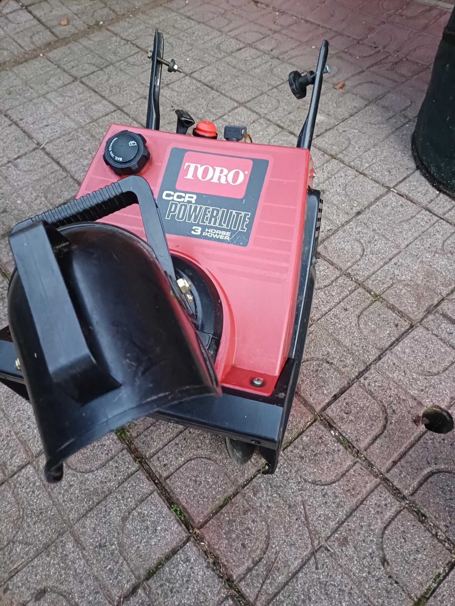 Odśnieżarka spalinowa TORO