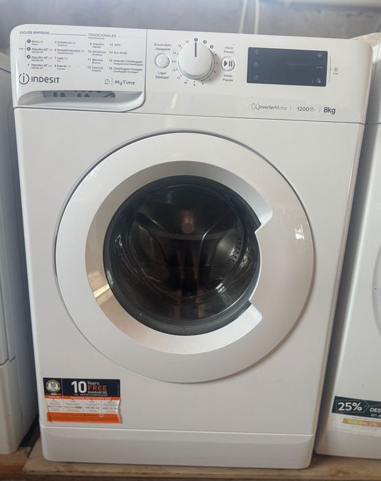 Máquina de Lavar Indesit 8kg