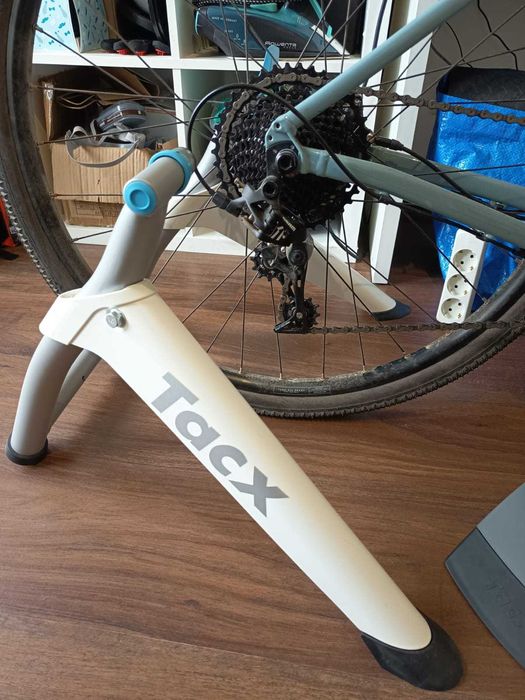 rolo treino bicicleta - TACX Flow Smart