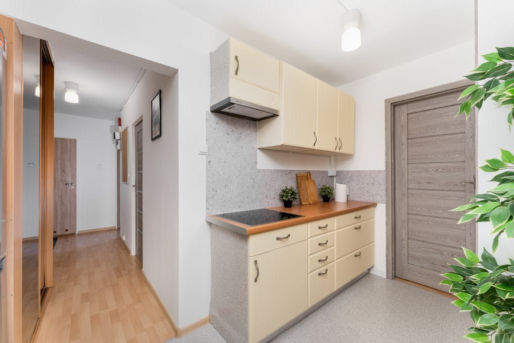 Z prywatnym balkonem w mieszkaniu po remoncie | Quattro, PK, Serenada