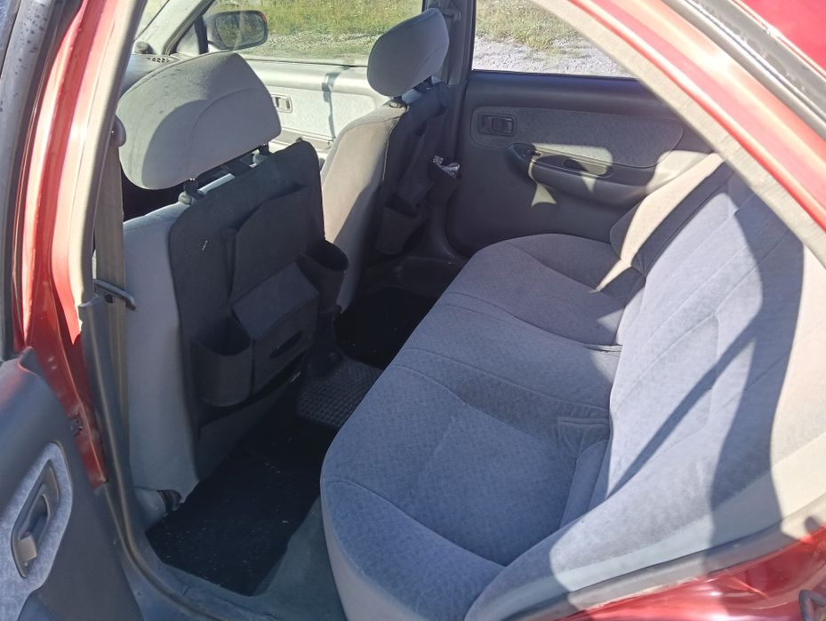 Автомобіль nissan sunny 1.6 можливий обмін