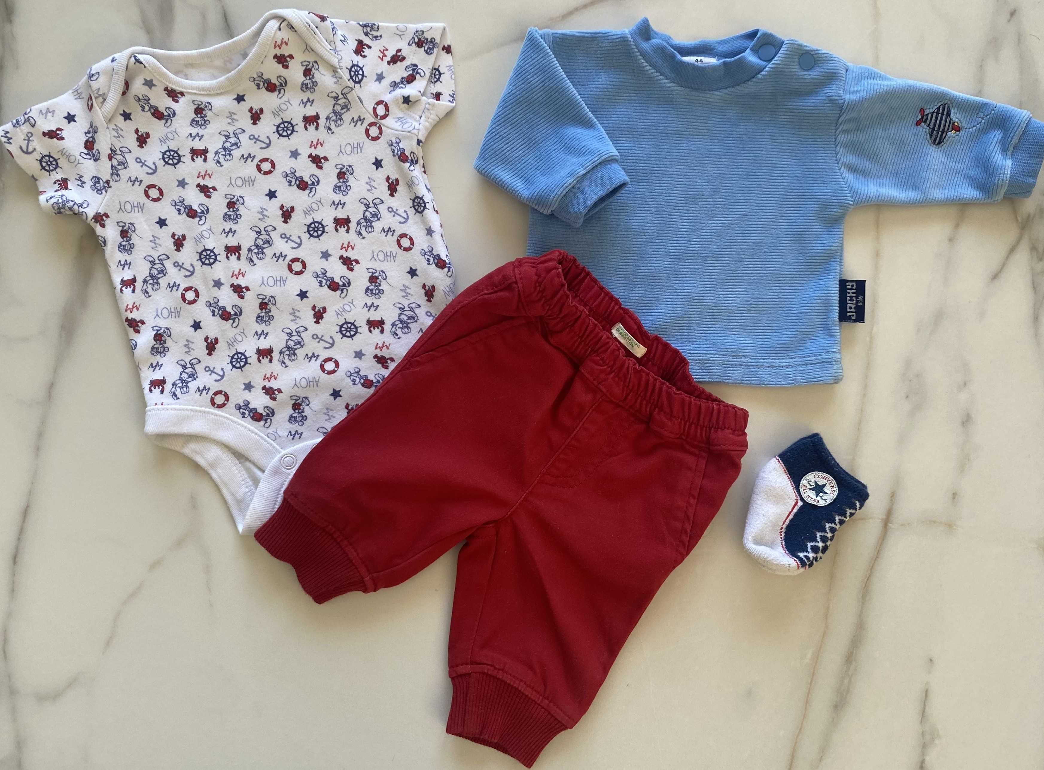 Benetton spodnie converse skarpety body zestaw 8 szt. 0-1m wcześniak
