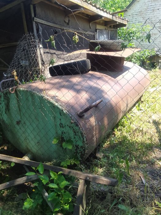 Бочка для зерна дуже в хорошому состоянії