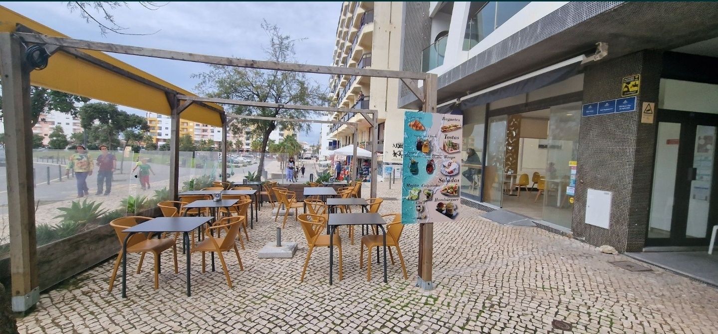 TRESPASSE AVENIDA PRINCIPAL Costa da Caparica