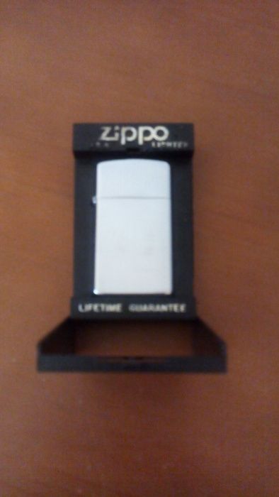 Isqueiro Zippo pequeno