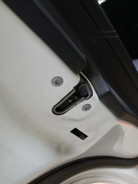 Fechadura / fecho porta trás esquerdo MERCEDES-BENZ Classe E (W212)