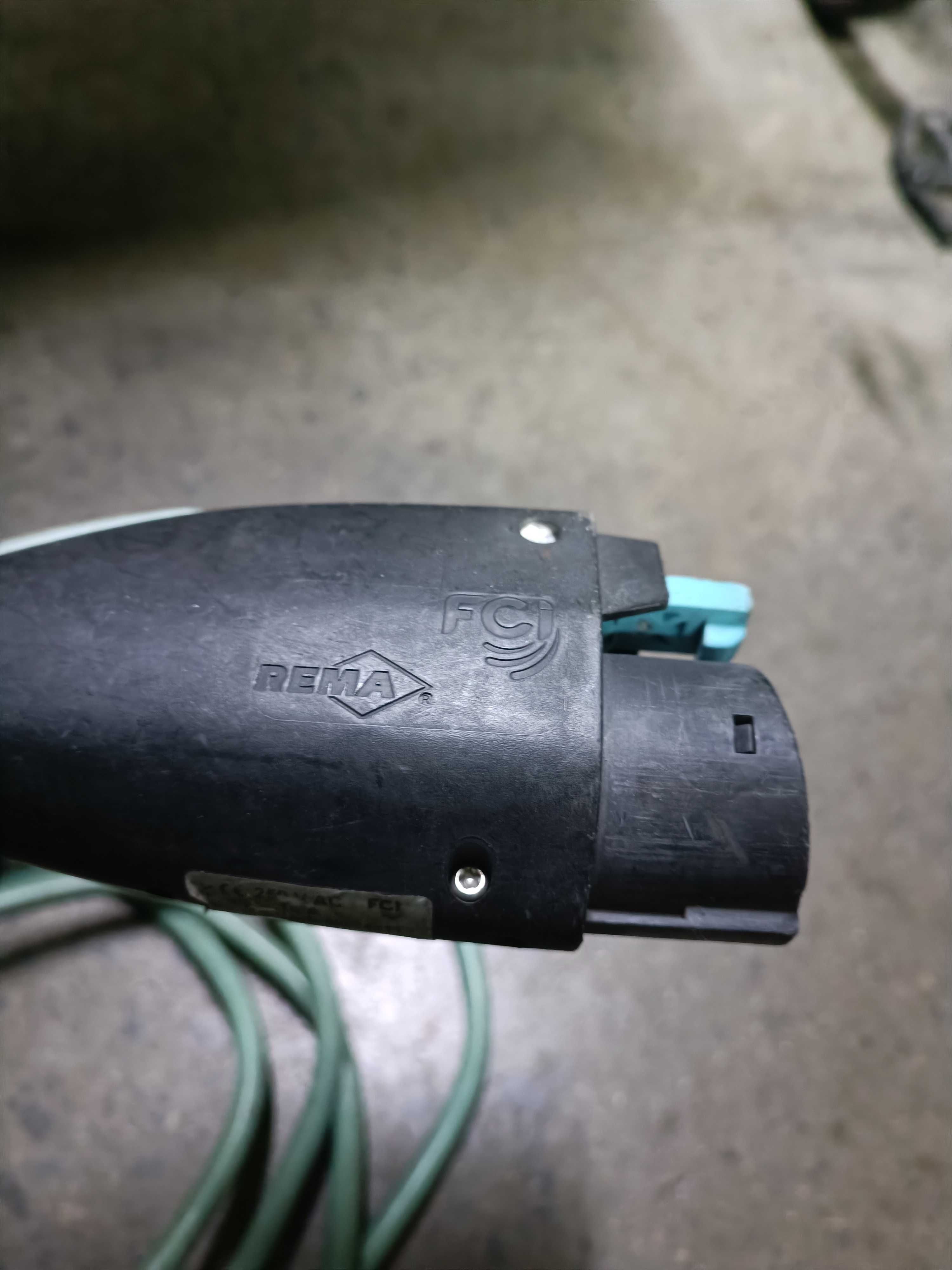 296955486R rema fci
Renault Kangoo
кабель зарядний пристрій гібридний