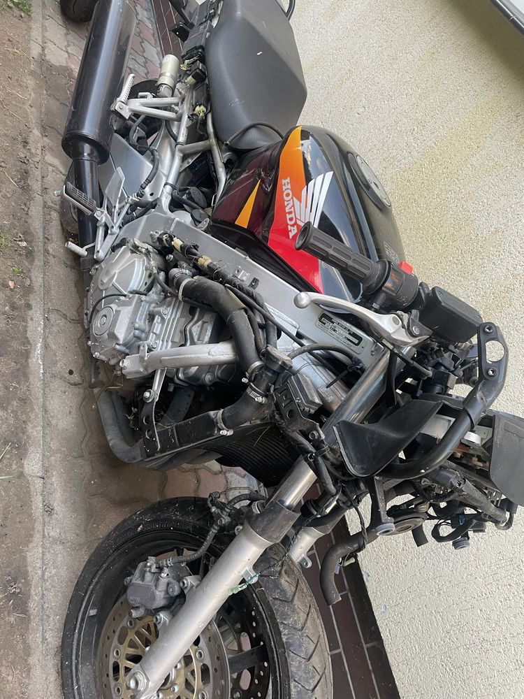 Części Honda CBR 600 F3 1995 PC31