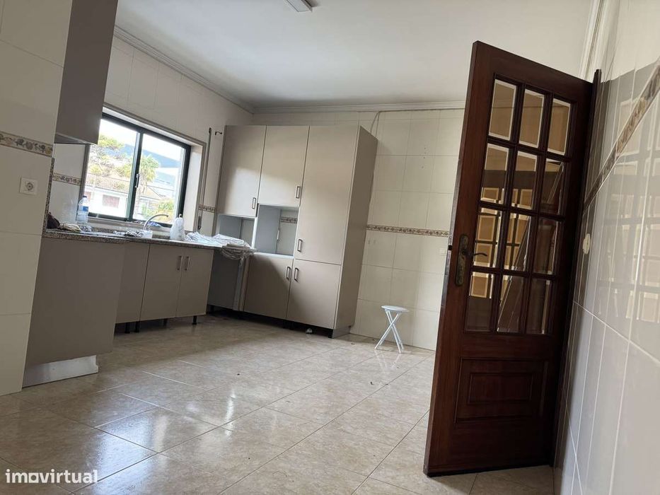 Aluga-Se.  T3 Lousada