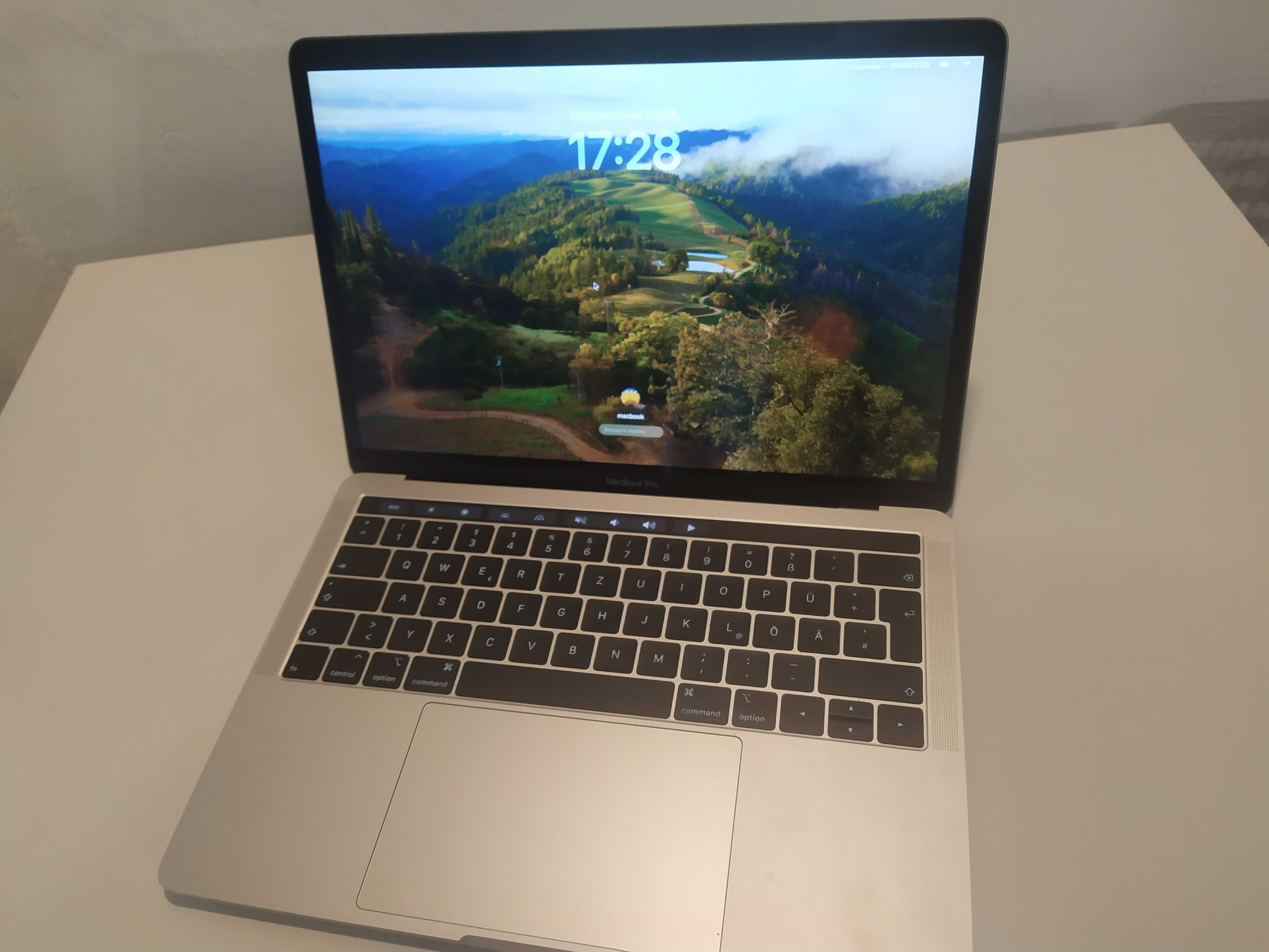 MacBook Pro 2019 ( 100 cykl)