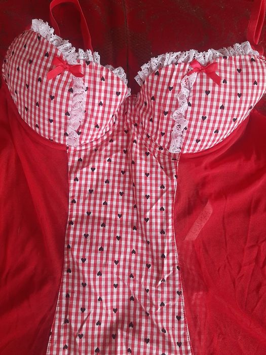 Жіноча комбінація.