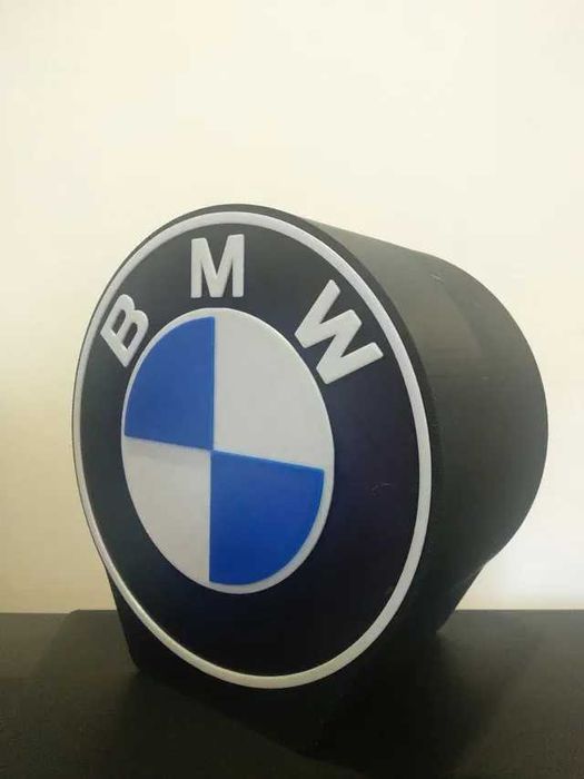 Mealheiro Logo BMW