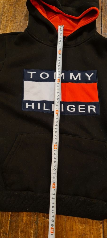 Bluza Tommy hilfiger rozmiar chłopięcy na ok. 140cm wzrostu