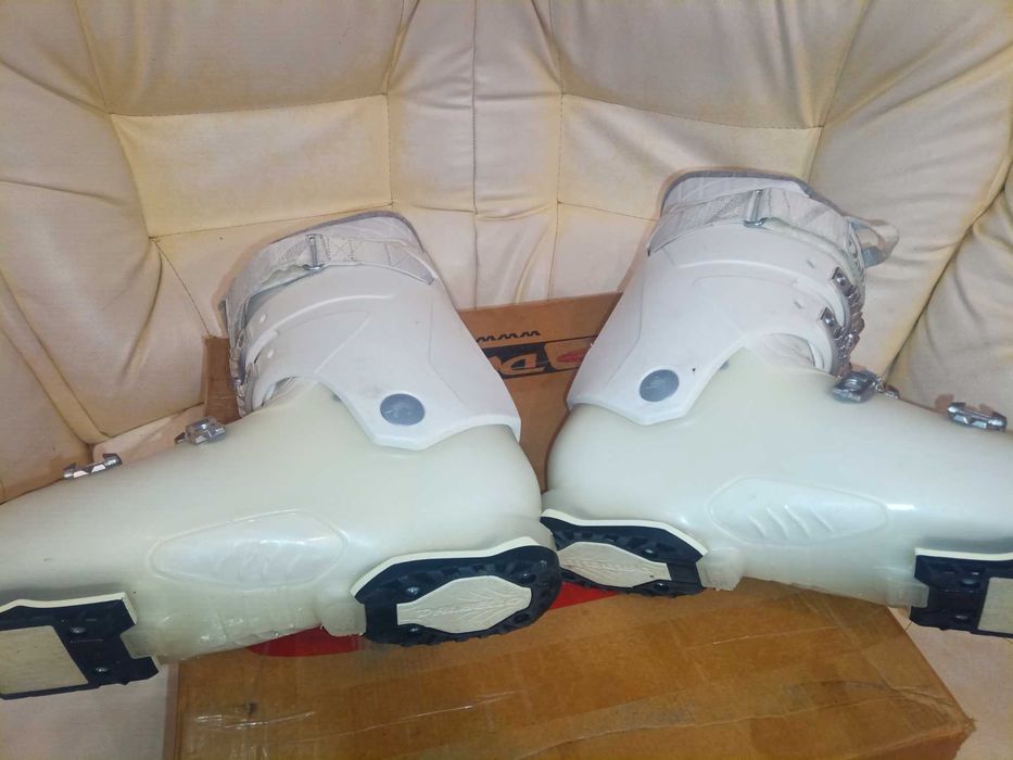 Горнолыжные ботинки Dalbello Aspire 60