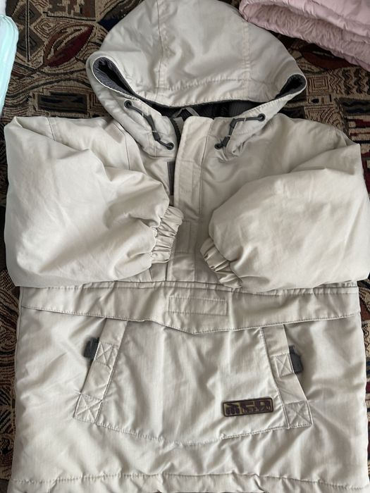 Продам курку весна/осінь на хлопчика 3-4 роки