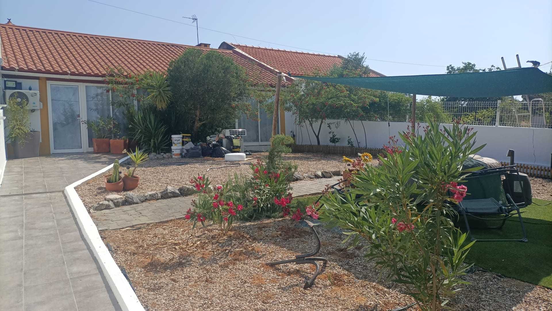 Moradia T2 +1 Remodelada Santarem-Mouriscas