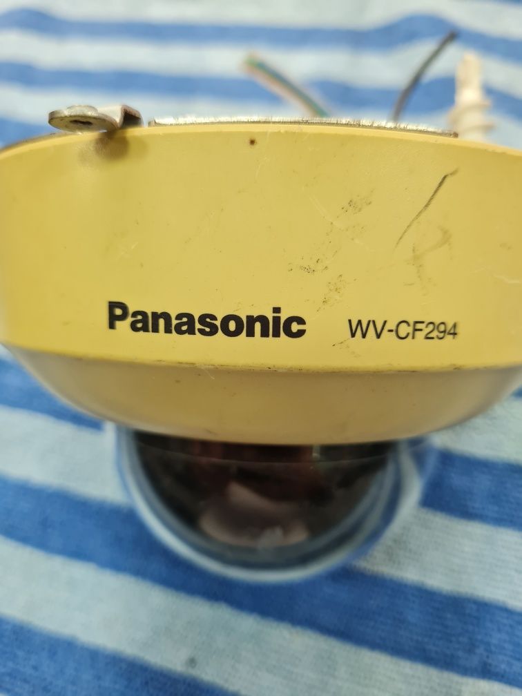 Камера видеонаблюдения Panasonic WV-CF294E