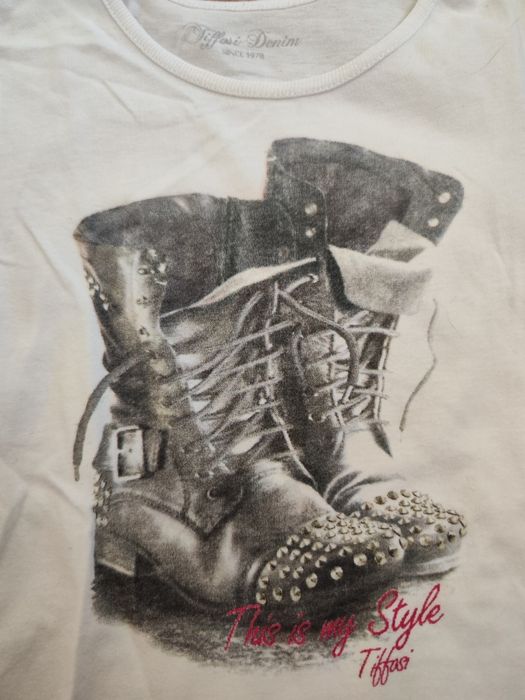 T-shirt branca de menina da Tiffosi