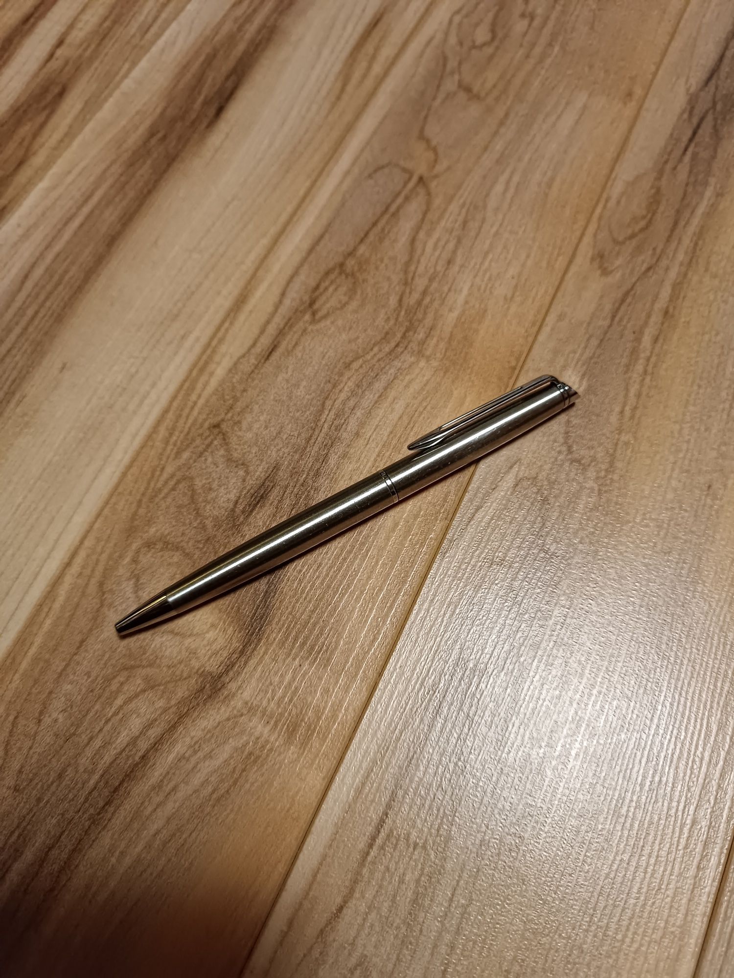 Шариковая ручка Waterman France.