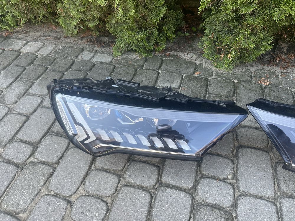 Фари фара Audi Q7 LAZER 4M0941085 4M0941086