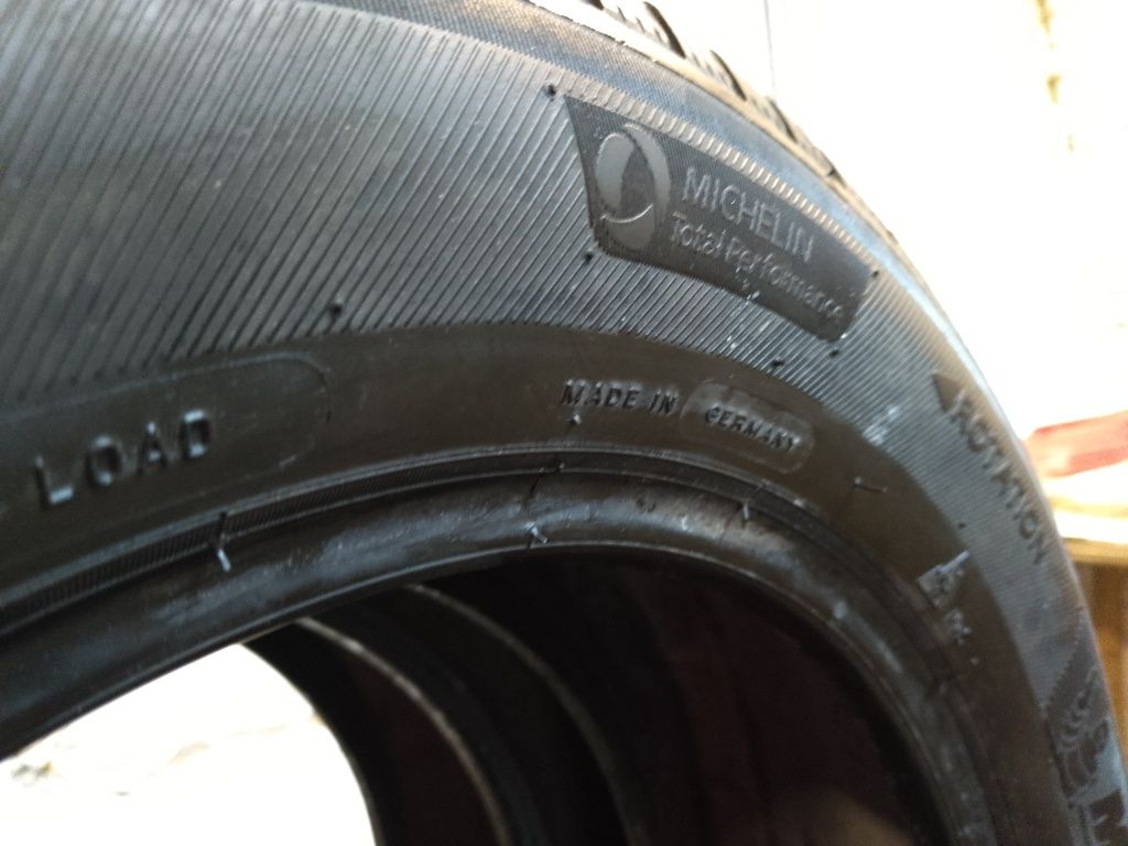 Комплект шин Michelin CrossClimate 205/55 R16