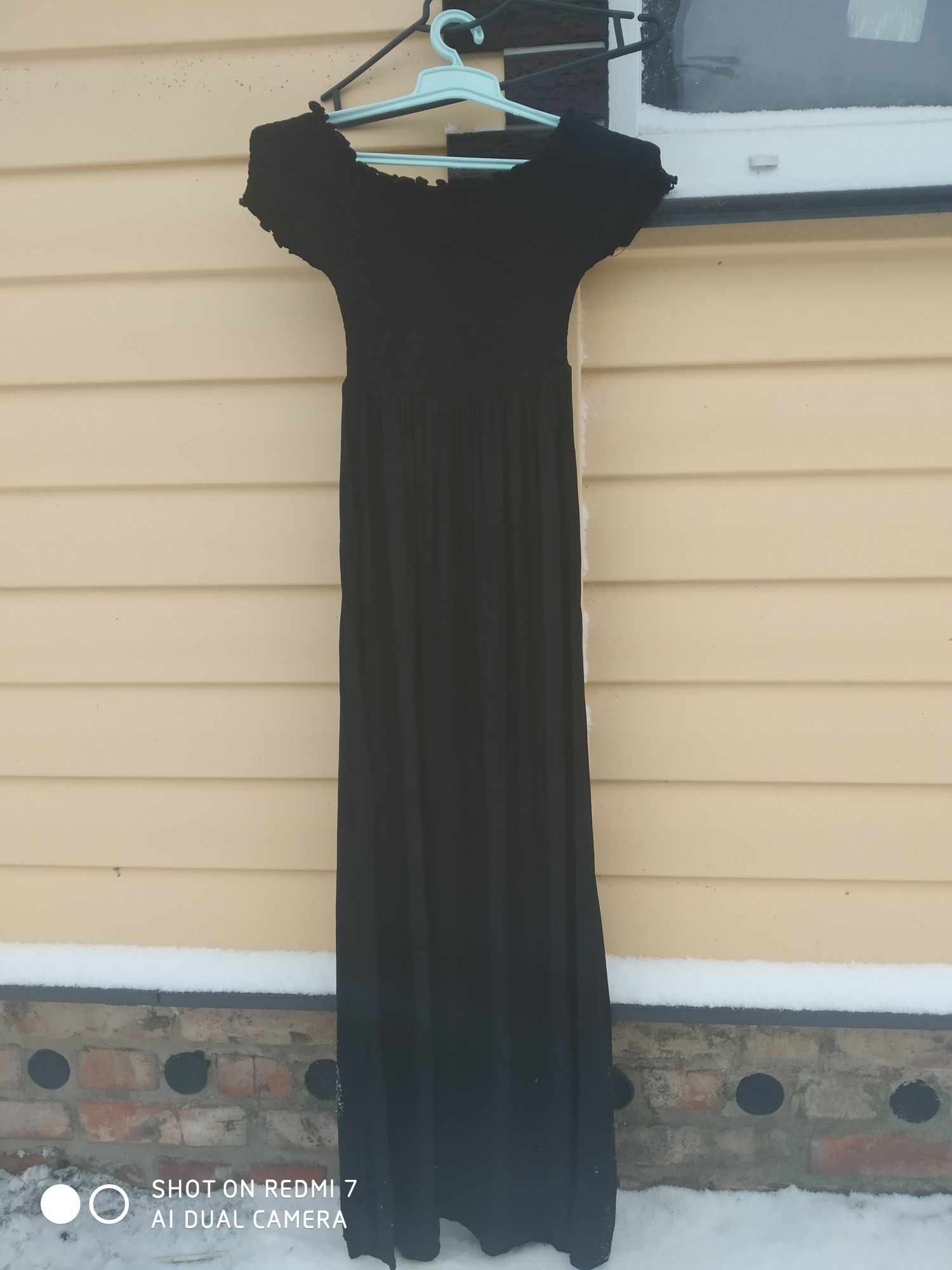 Плаття в чорному кольорі