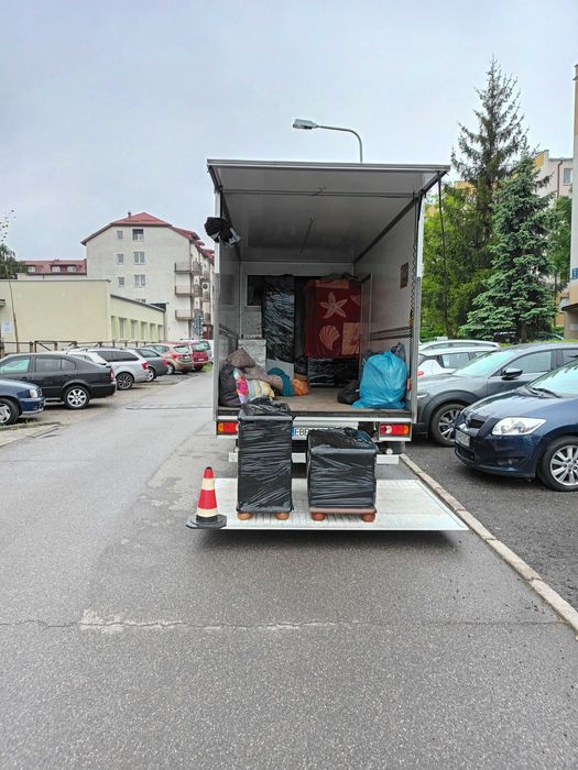 Przeprowadzki Utylizacja mebli Transport duże Auta z windą tanio