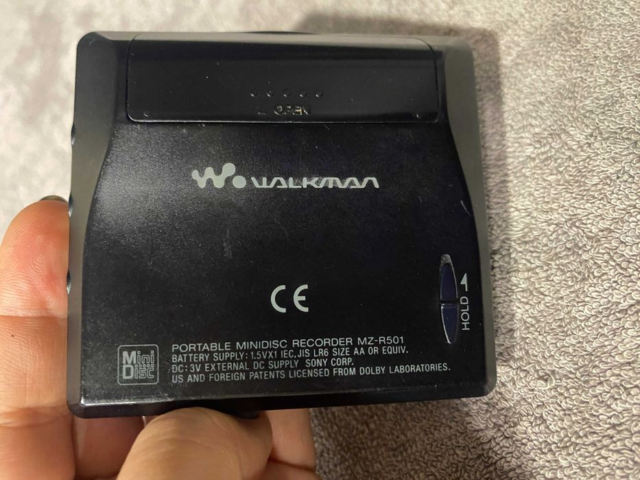 Мінідиск пишучий плеєр на акумуляторі Sony Walkman mz - r501