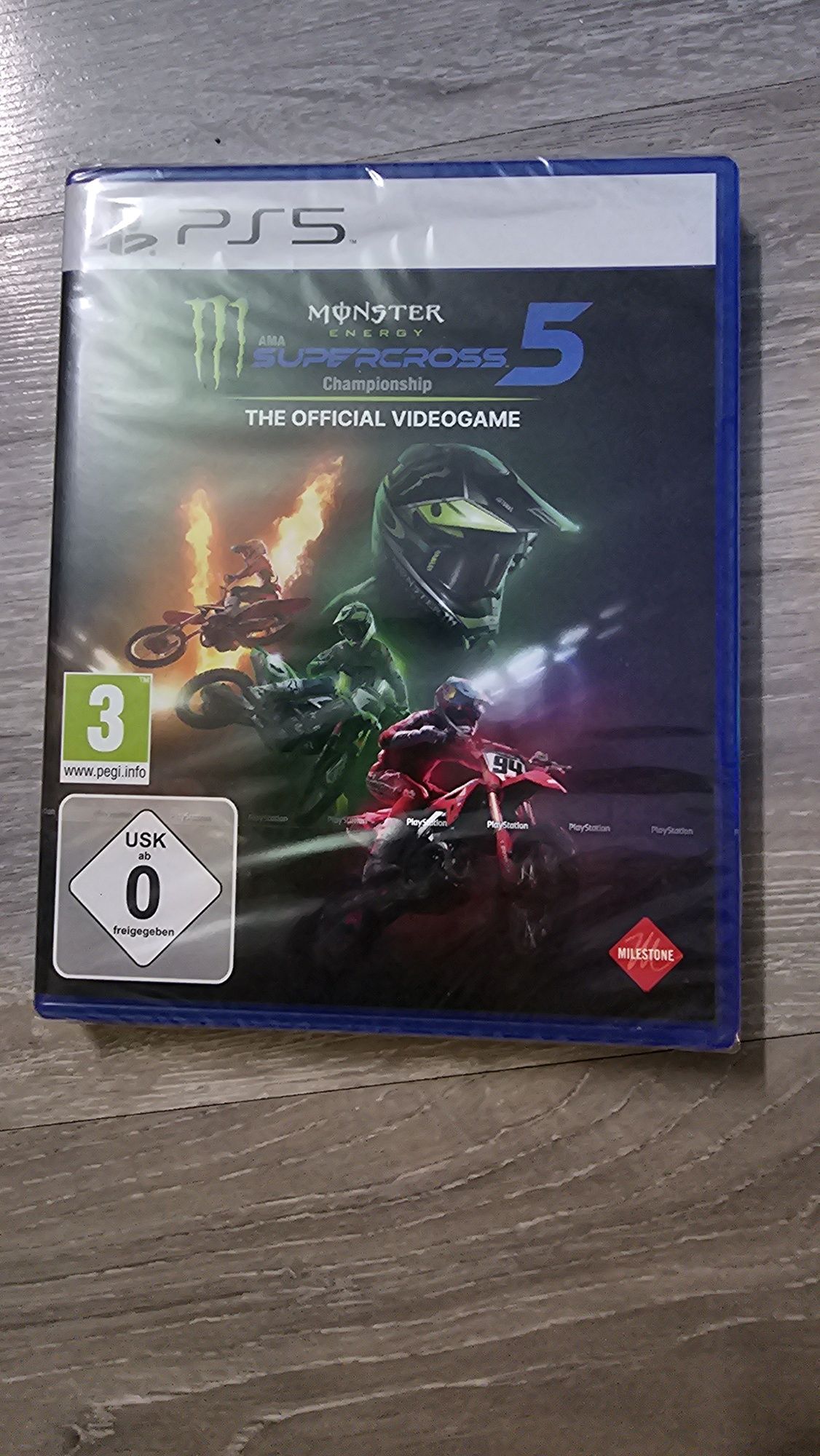 PS5 Monster Energy Supercross - The Official Videogame 5