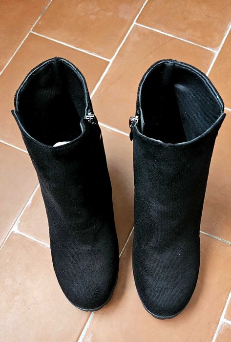 Botins senhora 15 euros