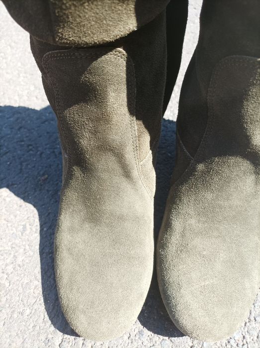 Butelkowa zieleń Zamszowe kowbojki botki kozaki rozmiar 37