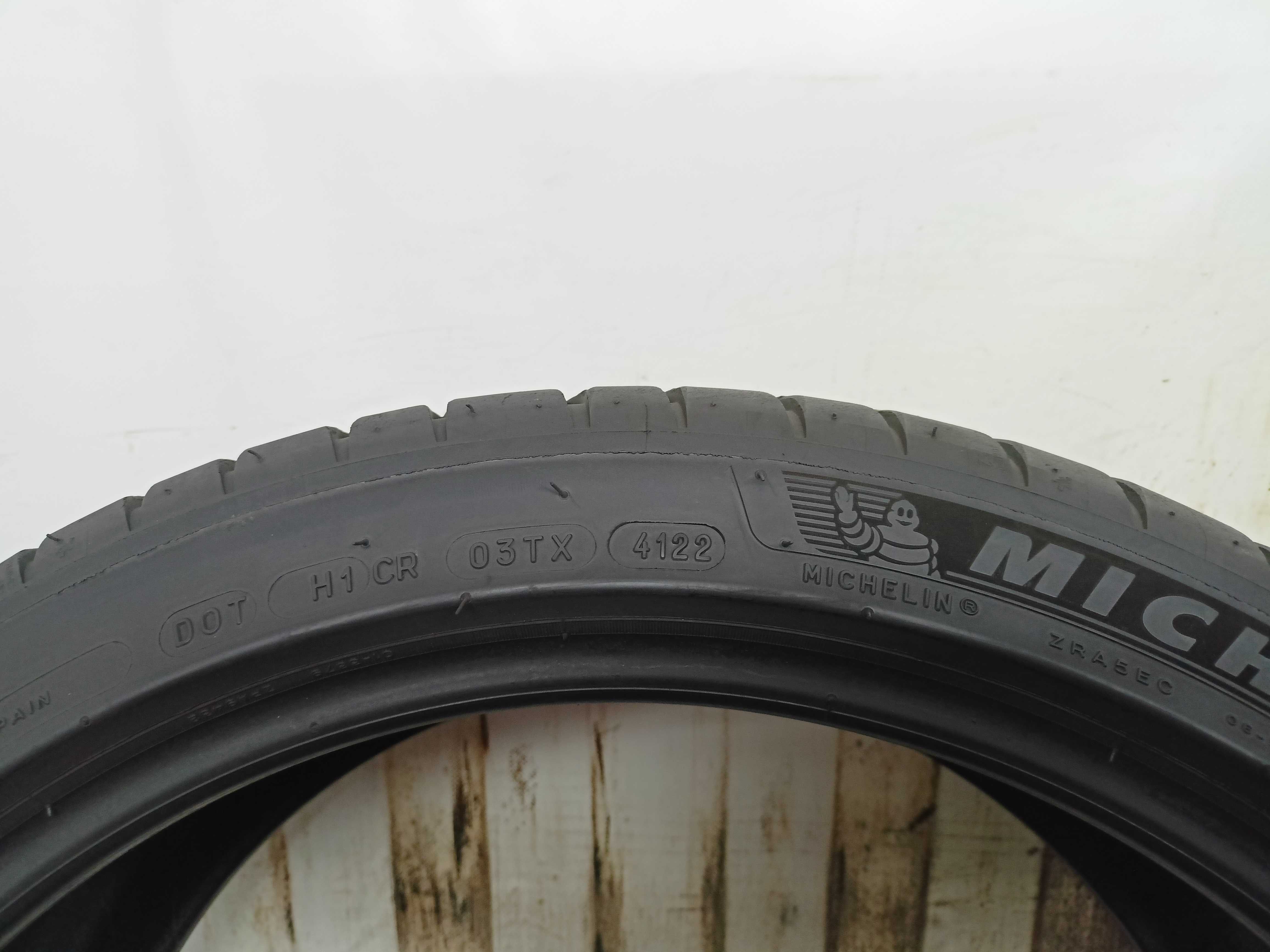Michelin Pilot Sport 4 225/40/18  21-22r. 92Y 2x6,8mm (5750)