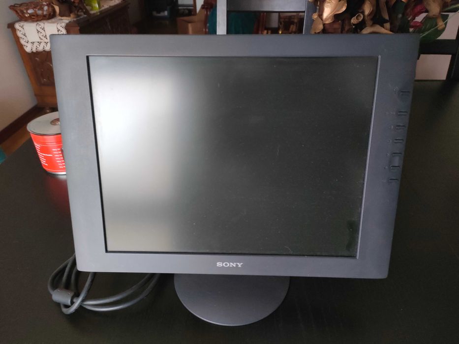 Monitor Sony em bom estado
