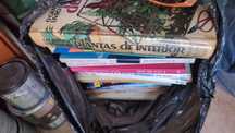 Vende-se livros variados