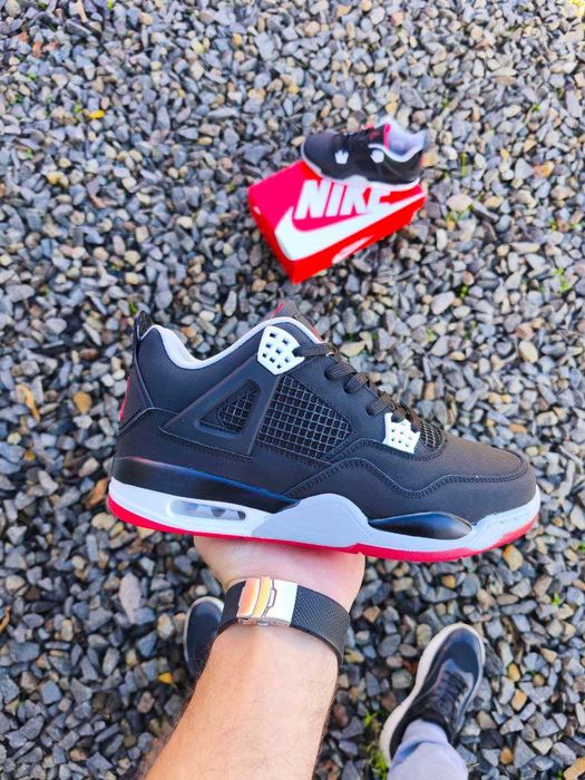 Кросівки демісезонні Nike Jordan 4 Retro підліткові розпродаж