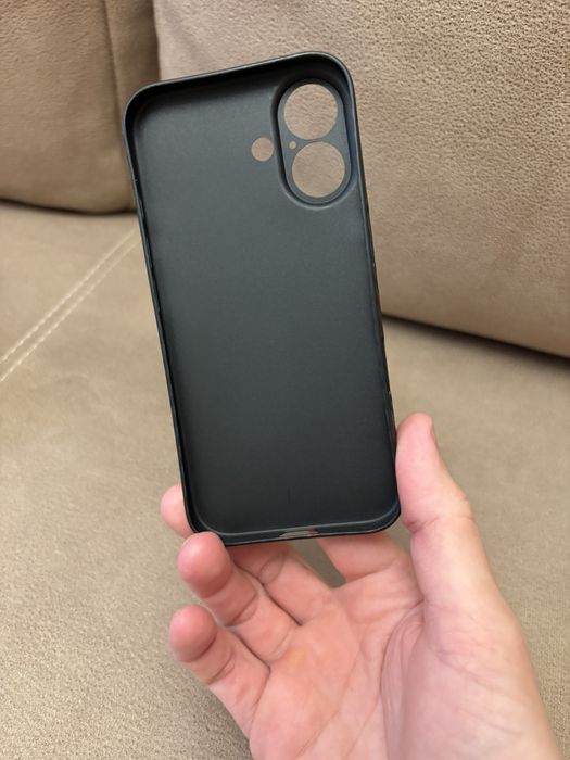 Чехол Чохол карбон iphone 16