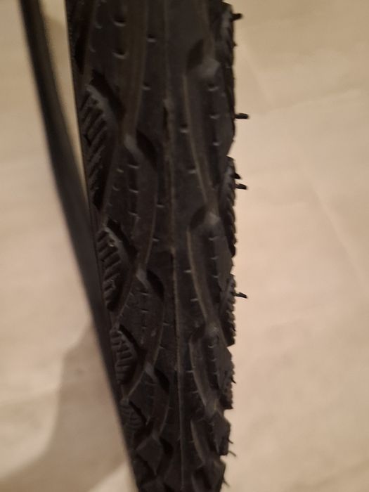 28 cali Nowa opona rowerowa do roweru (47-622) 700x45C dętka komplet