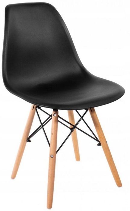 Стіл та стільчики для кавярні чи дому