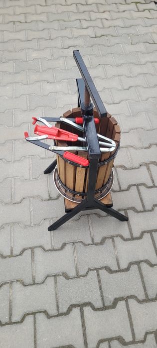 Prasa do wina  korkociąg