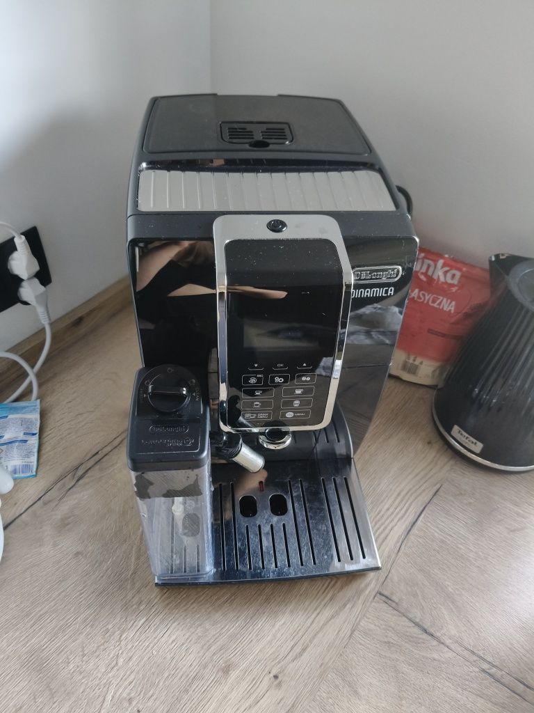 Ekspres DeLonghi