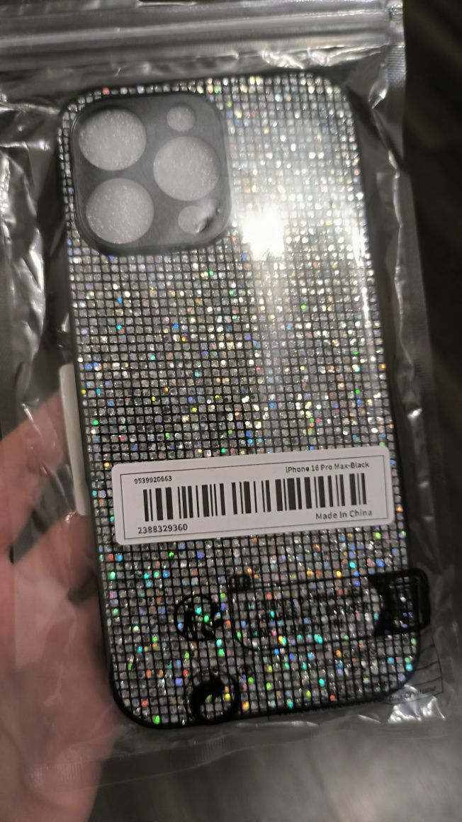 Чохол на 16 pro Max НОВИЙ!
