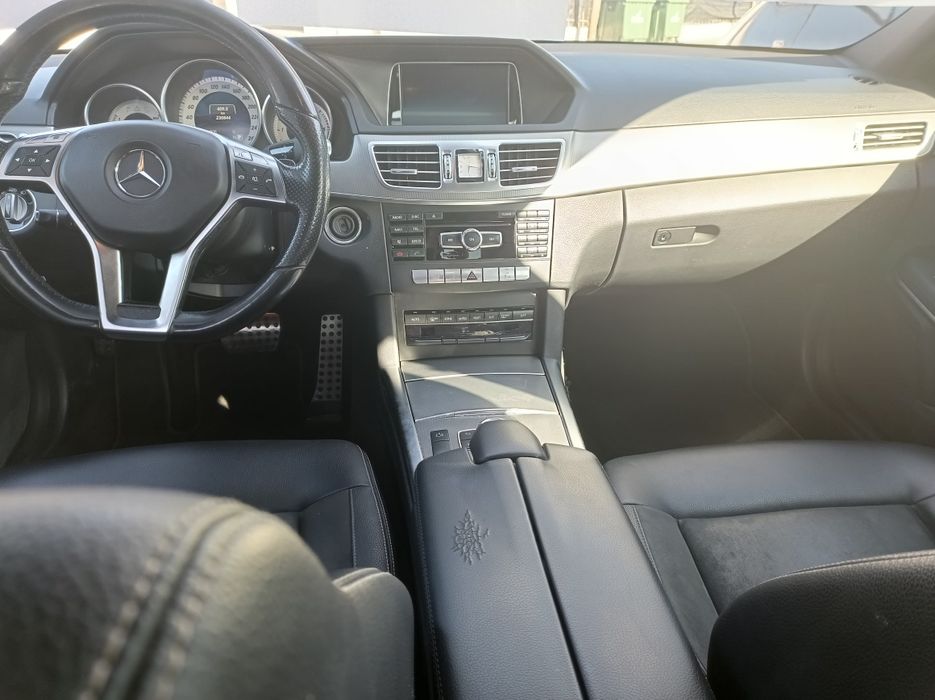Mercedes E300 230mil impécavel